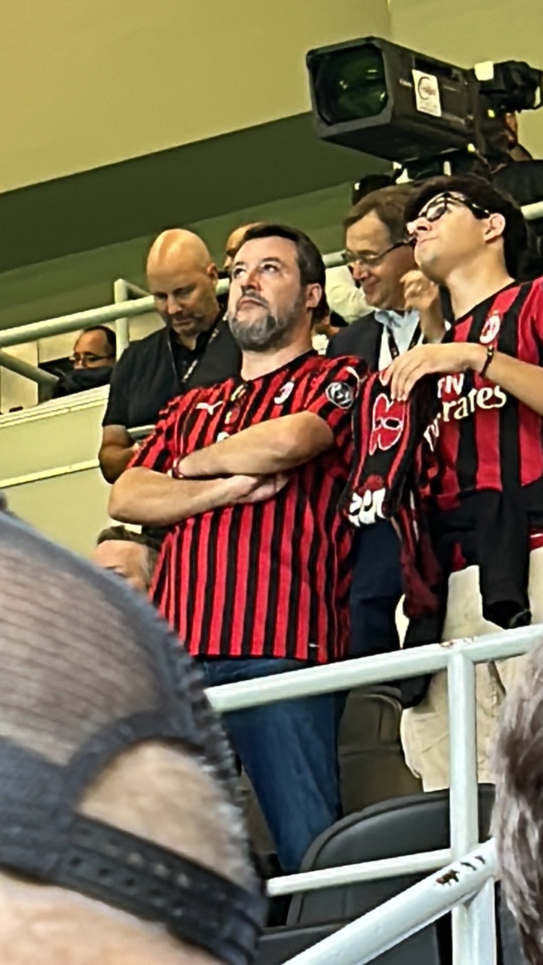 5a060c69df798ebf40d893fcb37493ec9bb8c6c16b7787319d55c79562507682.jpg