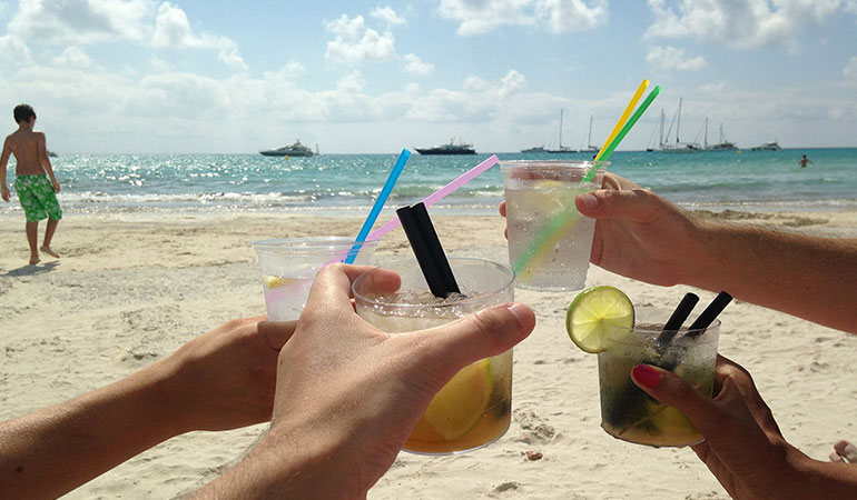 Aperitivo-in-spaiggia.jpg