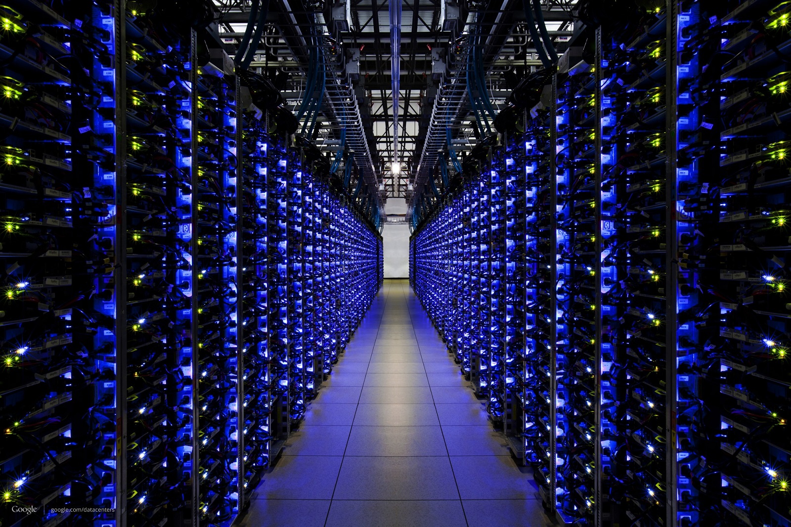 datacenter-130627170345.jpg