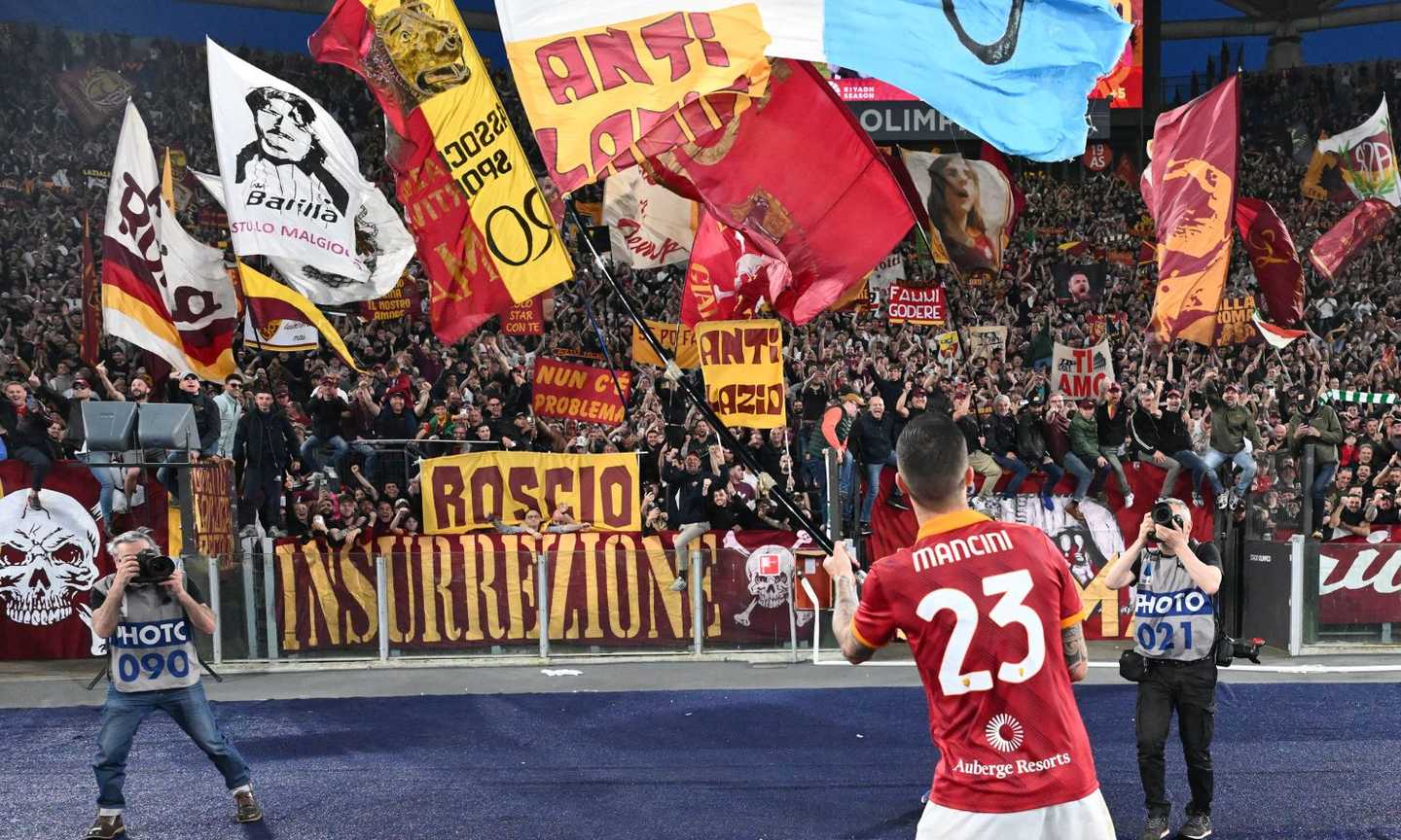 mancini.roma.2023.24.bandiera.lazio.1440x864.jpg