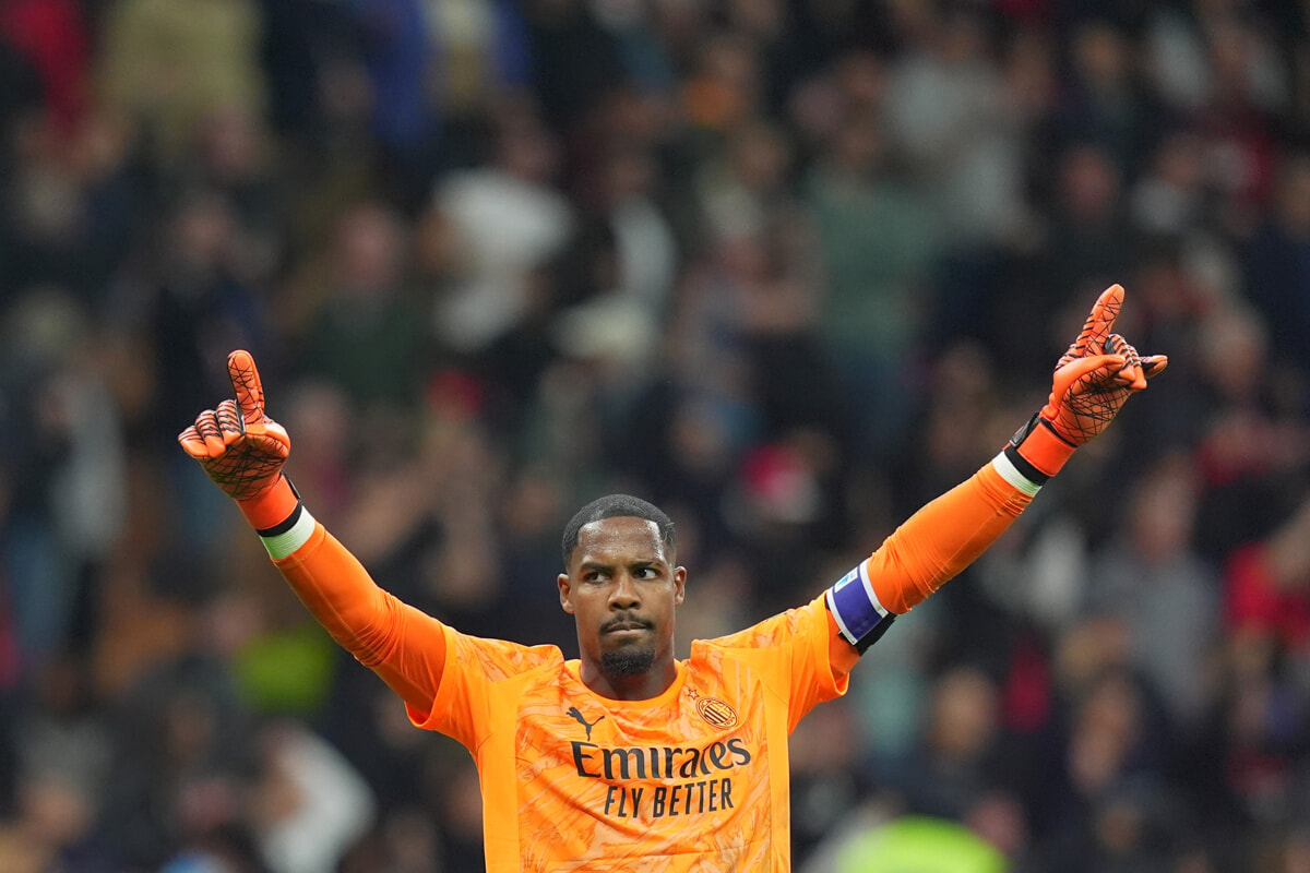 Mike Maignan LaPresse-4.jpg