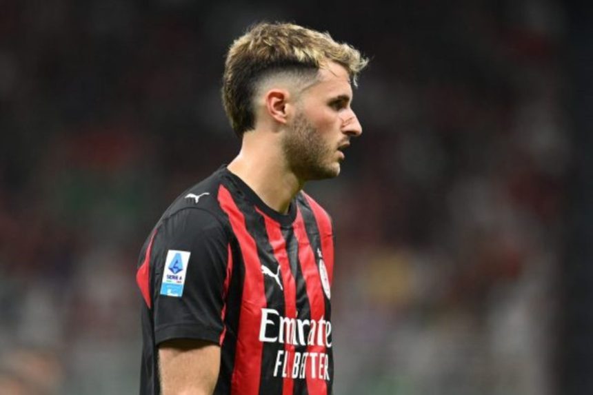 santiago-gimenez-milan-860x573.jpg