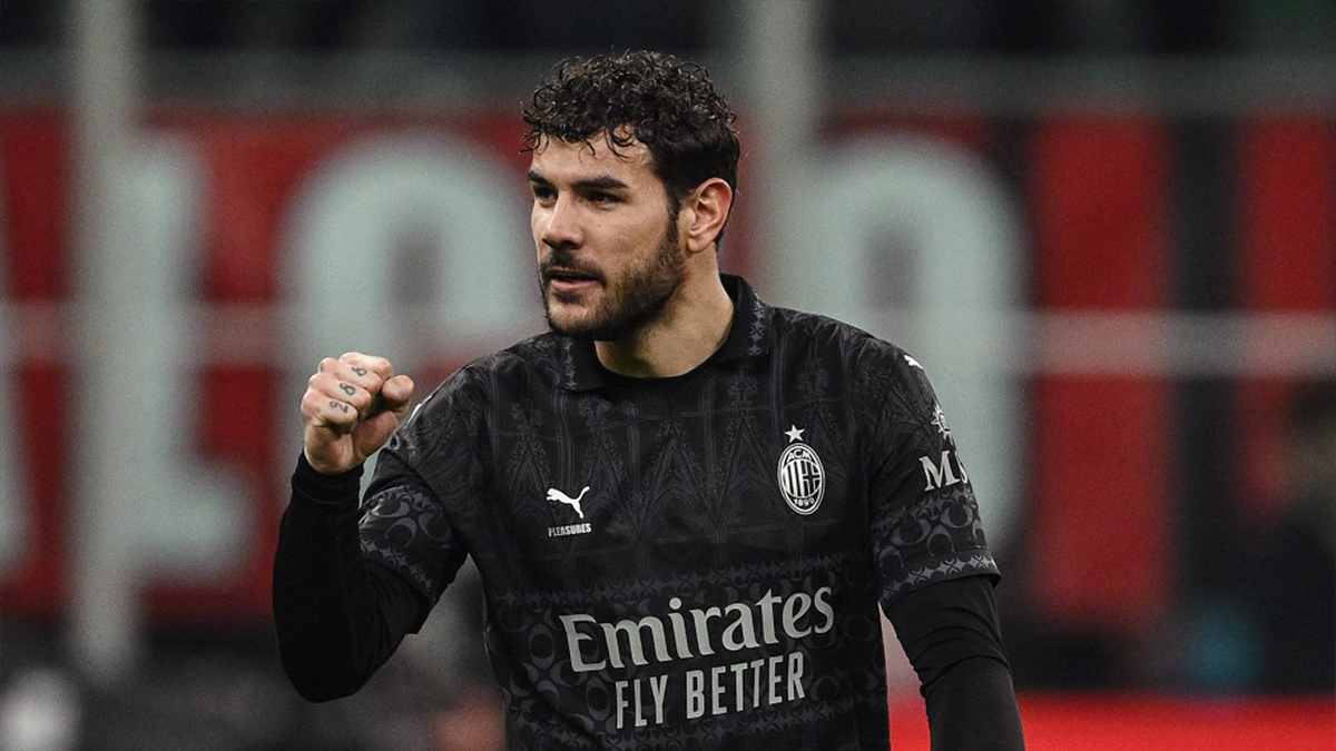 Theo-Hernandez-Milan-Napoli.jpg