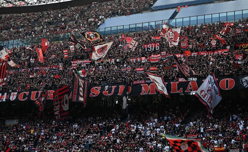 Tifosi-Milan-4.jpg
