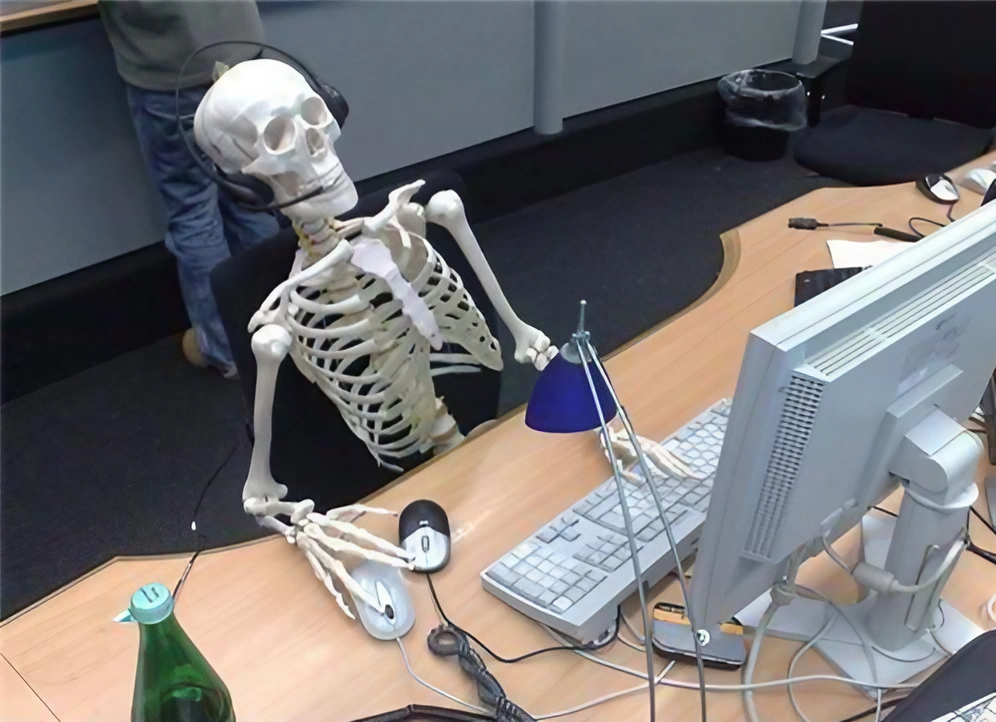 Waiting-skeleton.png